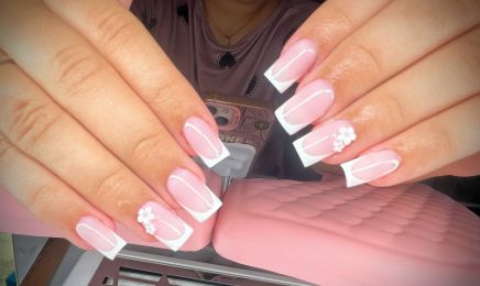 Esthetics Lydies : Manucure à Aubagne