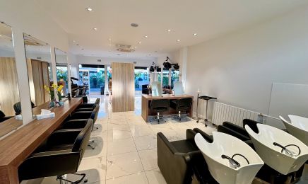 MARIE - Salon de coiffure : Coiffeur à Rueil-Malmaison