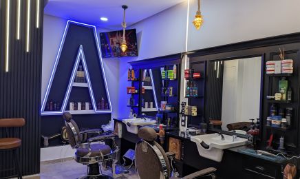 L'Artiste Coiffeur Barbier  : Coiffeur à Sainte-Maxime