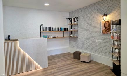 By Marion : Coiffeur à Oulins