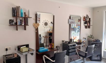 Fön-X Haarstudio : Kosmetikstudio in Schneeberg