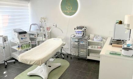 Inessa Cosmetologist : Barbier à Bordeaux