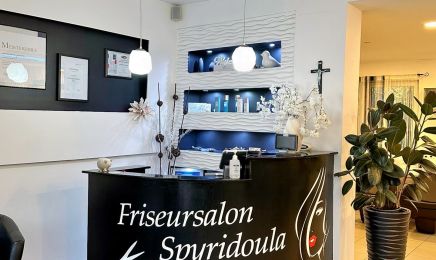 Friseursalon Spyridoula : Friseur in Erlangen