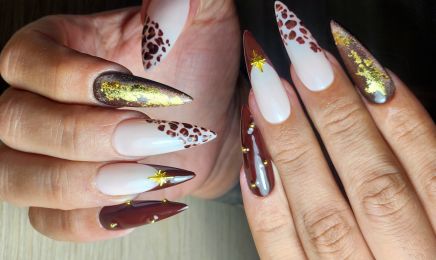 SisiNails - Prothesiste Ongulaire  : Institut de beauté à Combray