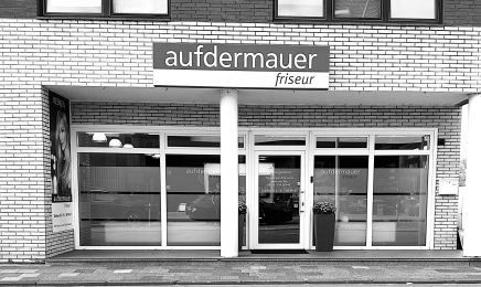 aufdermauer Friseur: Kosmetikstudio in Duisburg