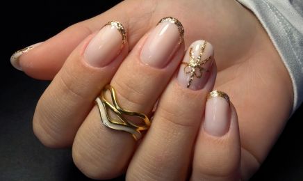 L’Hibiscus Nail Artist  : Manucure à Marthon