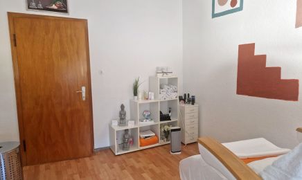 Friseur Ihr Haarstudio: Kosmetikstudio in Altenbeken