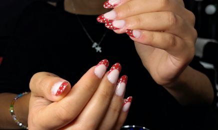 Spill The Glitter : Manucure à Saint-Étienne