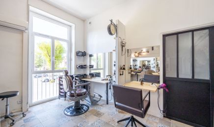 Sarah Nury  : Coiffeur à Chantemerle-les-Blés