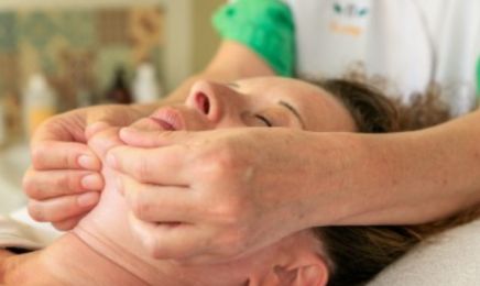Claudie Decloquement - Praticien en massage : Institut de beauté à Anzin-Saint-Aubin