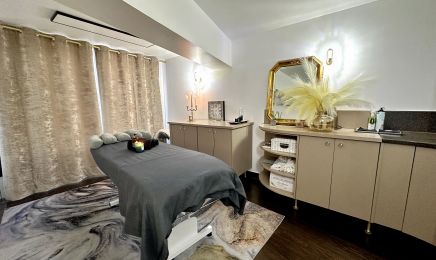 Derm'art Beauty - Cils & soins de beauté : Institut de beauté à Fréjus