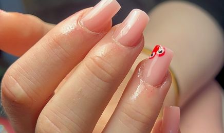 Alicia Ongles & Cils : Manucure à Belz