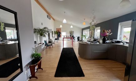 Diego Vulpetti - Hairstylist - Friseur: Friseur in Bad Vilbel