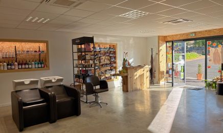 Les ciseaux d’Elodie L : Coiffeur à Thégra