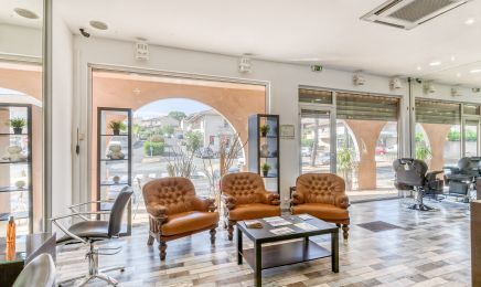 Milton R - Concept : Coiffeur à Jacou