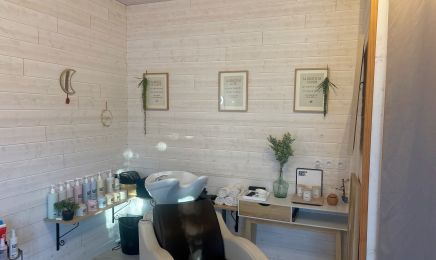 Le Chalet de Marie : Coiffeur à Audenge