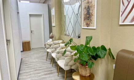 Asal Salon: Tattoo-Künstler in Dortmund