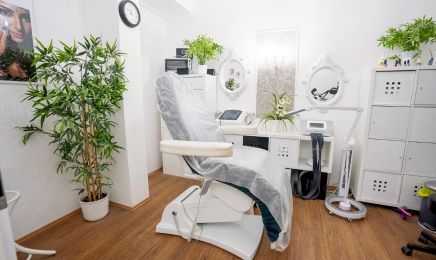 Esteline Beauty Center : Nagelstudio in München