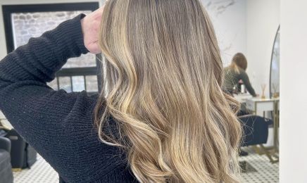 Maison La Coiffeuse : Coiffeur à Fougères