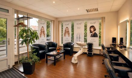 Salon im Rundhaus: Friseur in Freiberg