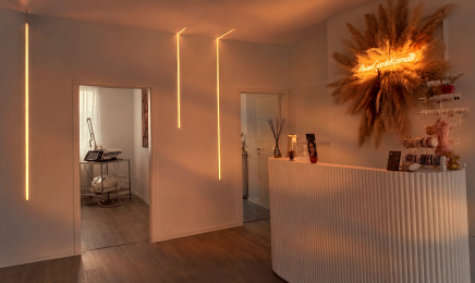 Awan Garde Kosmetik: Nagelstudio in Bochum