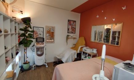 Anastasia Fée Main : Manucure à Clermont-Ferrand