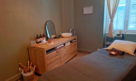 Olivia Levol - Omana Bien-être holistique : Institut de beauté à Nice