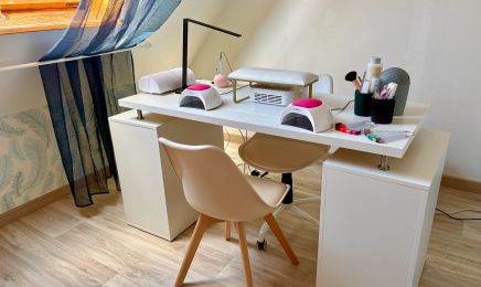 L’esthétique par Pauline  : Institut de beauté à Bossendorf