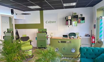 Culture - Saint-Louis  : Coiffeur à Saint-Louis