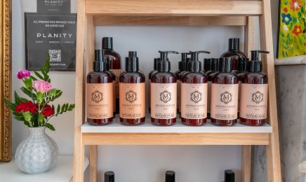 Maison de coiffure privée - Mélissa Gougis : Institut de beauté à Paris