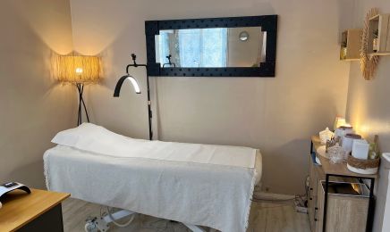 Karina : Manucure à Louviers