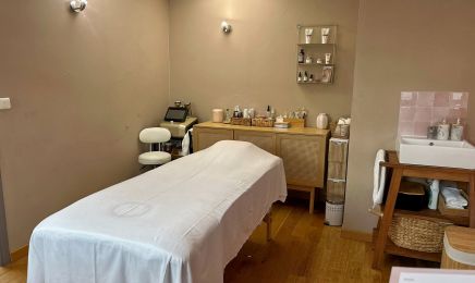 Renata Lima Massages & Bien-Être : Institut de beauté à Lescure-d'Albigeois