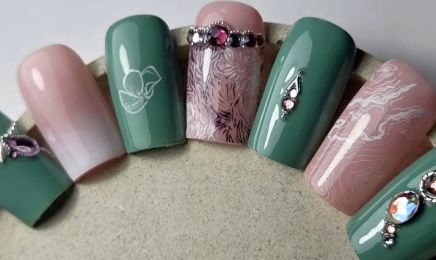  Instinct Beauty et Bien-être  : Manucure à Honguemare-Guenouville