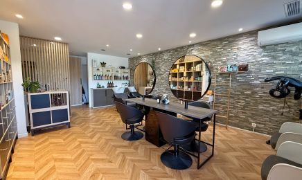 Le Fauteuil By Shirley : Coiffeur à Mougins