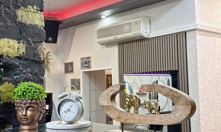 Hair Bar : Kosmetikstudio in Herne
