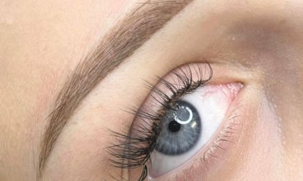 Beauté Azuré (Céline Maquillage Permanent) : Manucure à Jarny