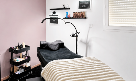 Nay’Lash Beauty : Barbier à Villeneuve-Tolosane