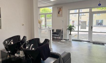 Nisan‘s Friseursalon: Barbershop in Oldenburg
