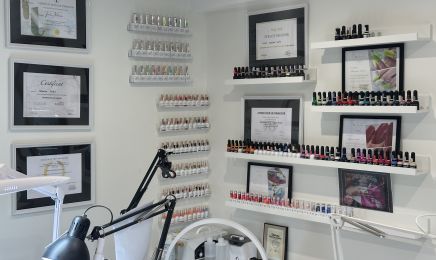 NK Nails and Lashes : Manucure à Niort