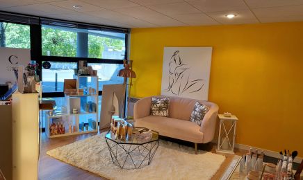 Hygiaform (centre expert) : Manucure à Saint-Cyr-sur-Loire
