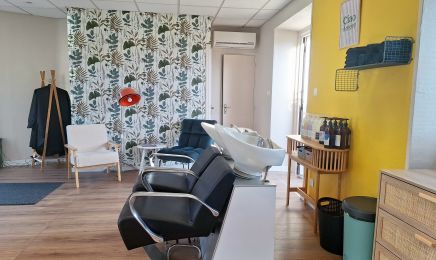 LE DÉMÊLOIR COIFFEUR COLORISTE : Coiffeur à Saint-Privat