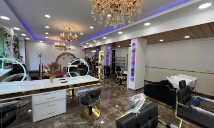 Hadis Friseur : Kosmetikstudio in München