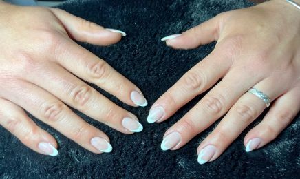 Nanie Beauty : Manucure à Lattes