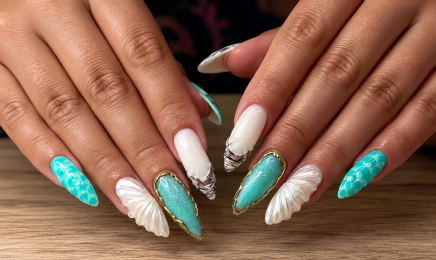 NAILS LAB, Rehaussement de cils - Browlift - Nail Art - Pose capsules  : Institut de beauté à Clouange