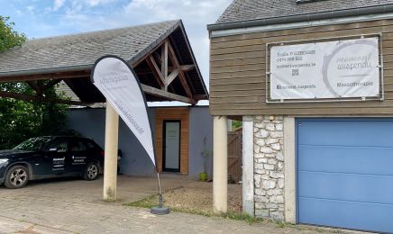 Moment Suspendu - Emilie Forthomme : Institut de beauté à Mettet