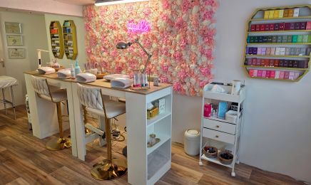 Faten Esthetic : Institut de beauté à Buxerolles