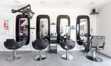 Viva La Vie by Christelle Vermelho : Coiffeur à Portets