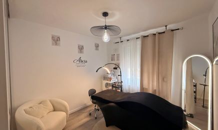 Alicia Beauty House : Institut de beauté à Bonneville