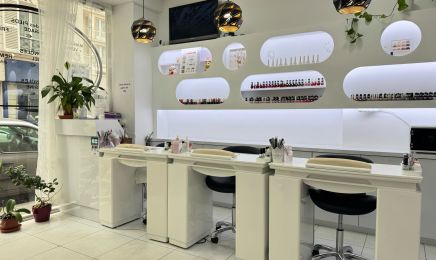Royal Manucure : Institut de beauté à Paris
