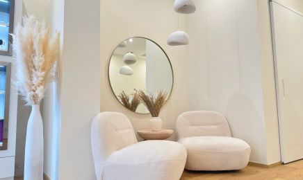 AR Kosmetik - REVIDERM Kosmetikstudio: Kosmetikstudio in München